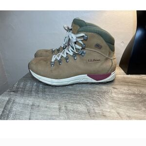 LL Bean Women’s Alpine Hiking Boots Saddle Tan  Waterproof Nubuck - Size 11